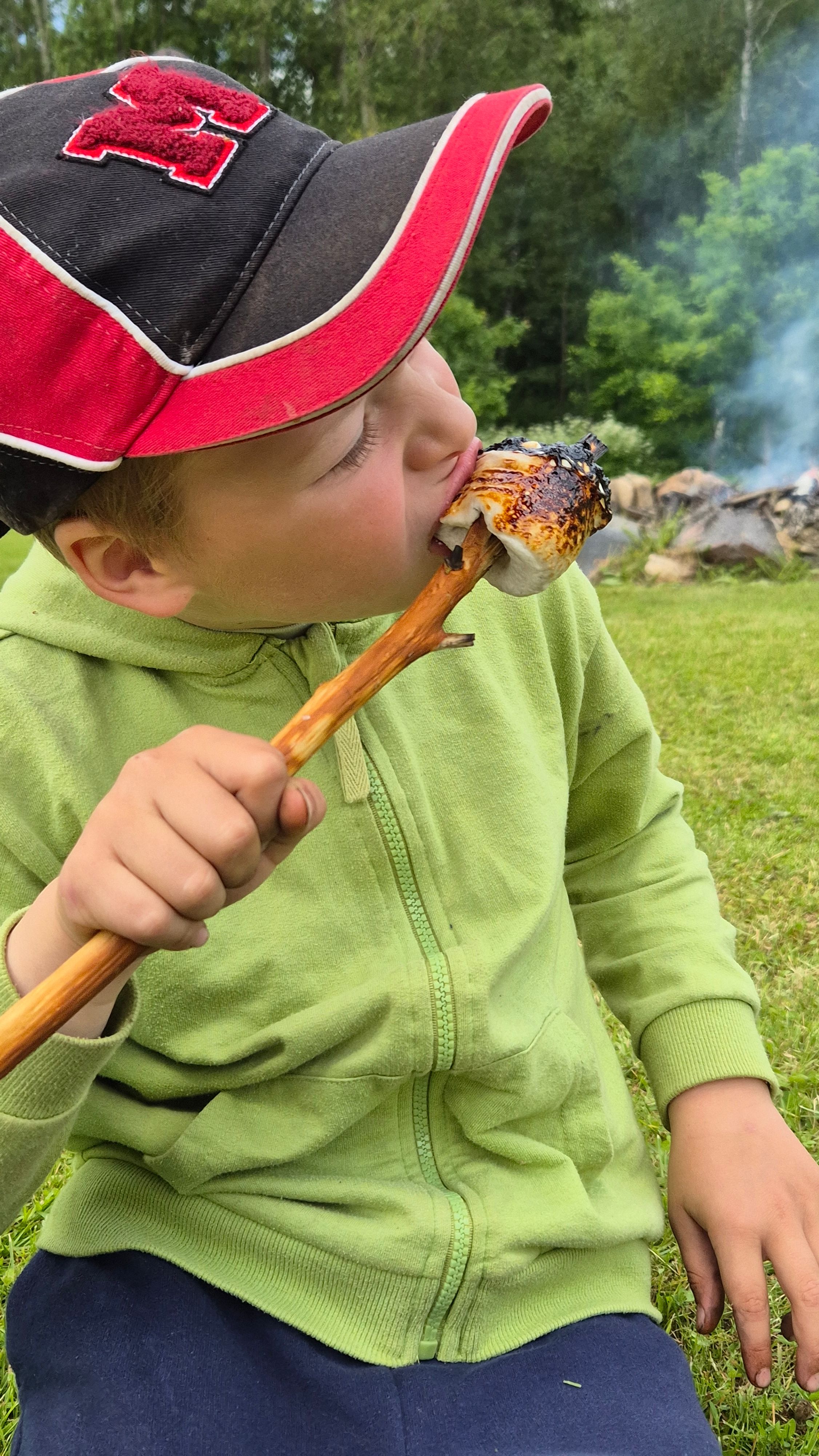 Suvi, vaheaeg, vahukommid ja lõke - elu ei saakski enam parem olla! 